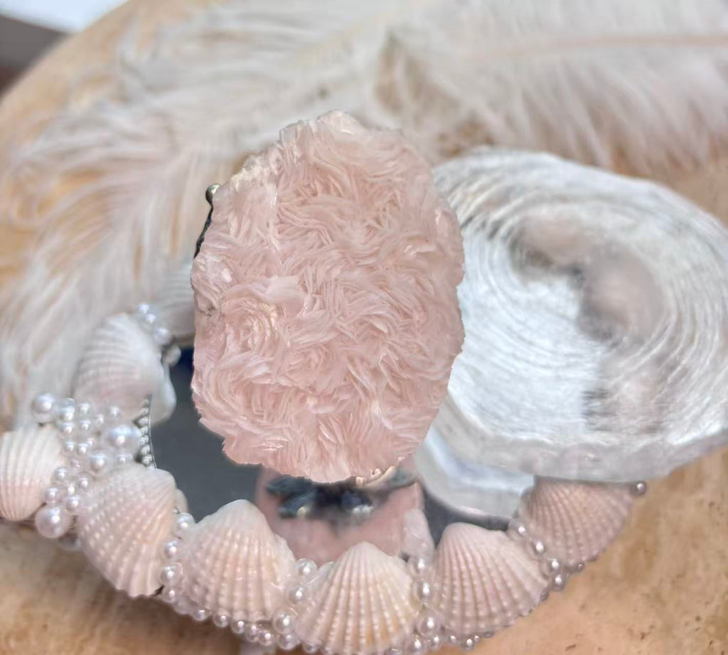 Rose Calcite Perfect Petals – Blooming Heart Flower