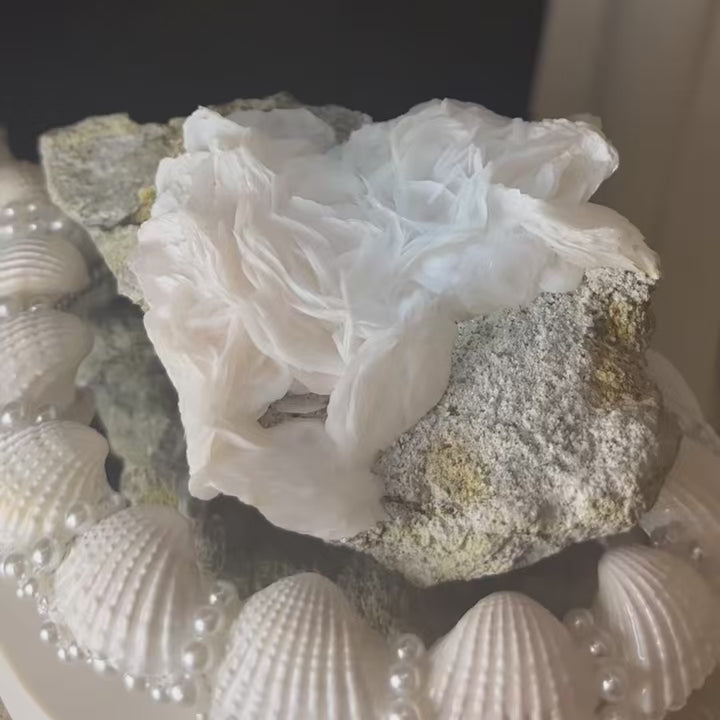 Rose Calcite Flower with Quartz Symbiosis – Blossoming Heart Stone